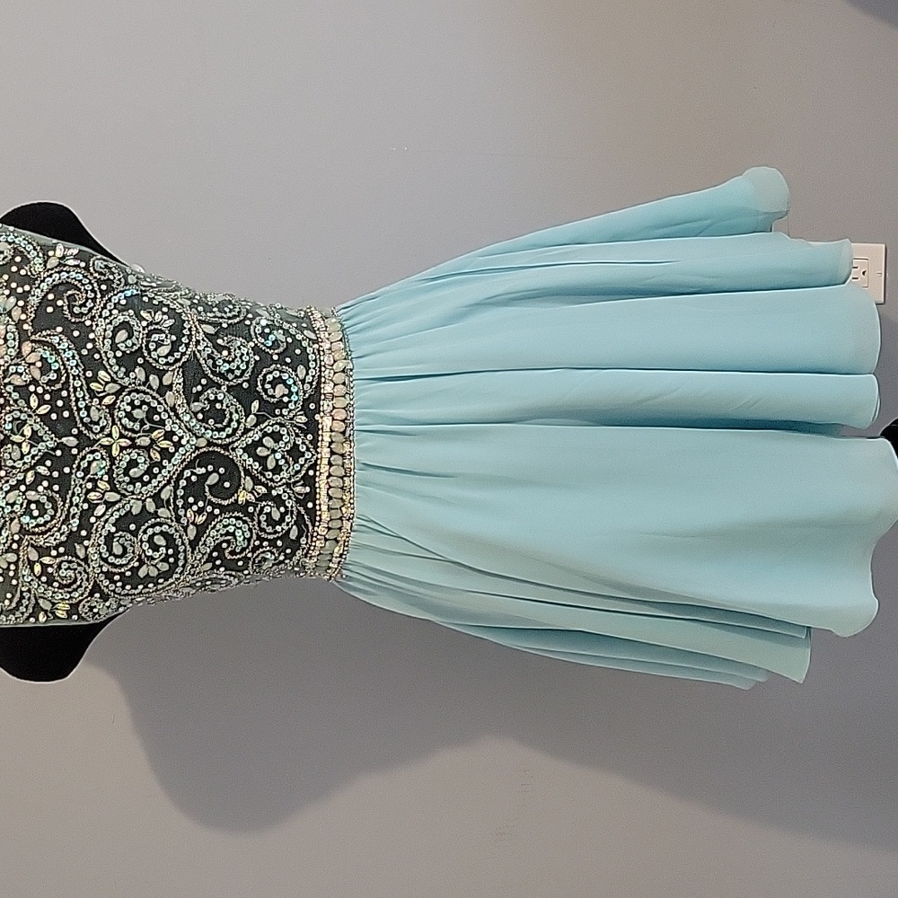 ALYCE Elegant Beaded prom Party Dress with Aqua Skirt - Picture 7 of 9